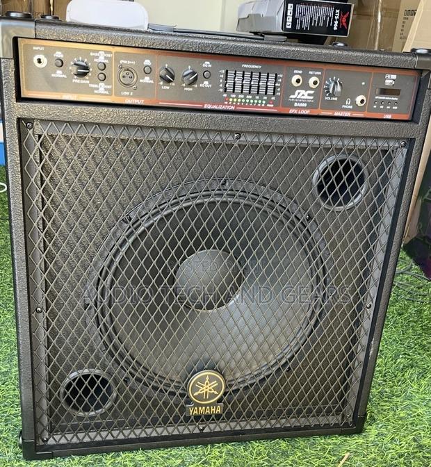 Yamaha Ba500 Bass Guitar Combo · Photo 1