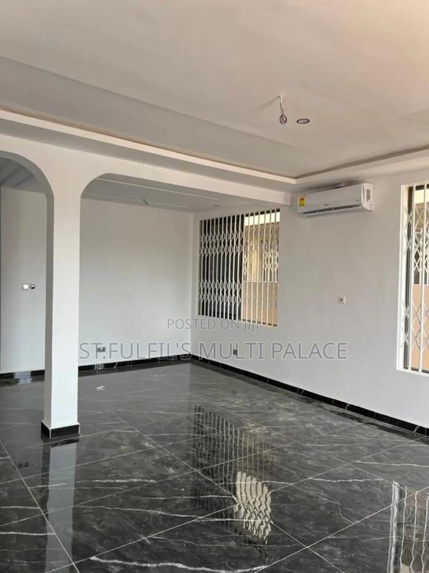 3bdrm House in Oyarifa, Adenta for sale · Photo 6