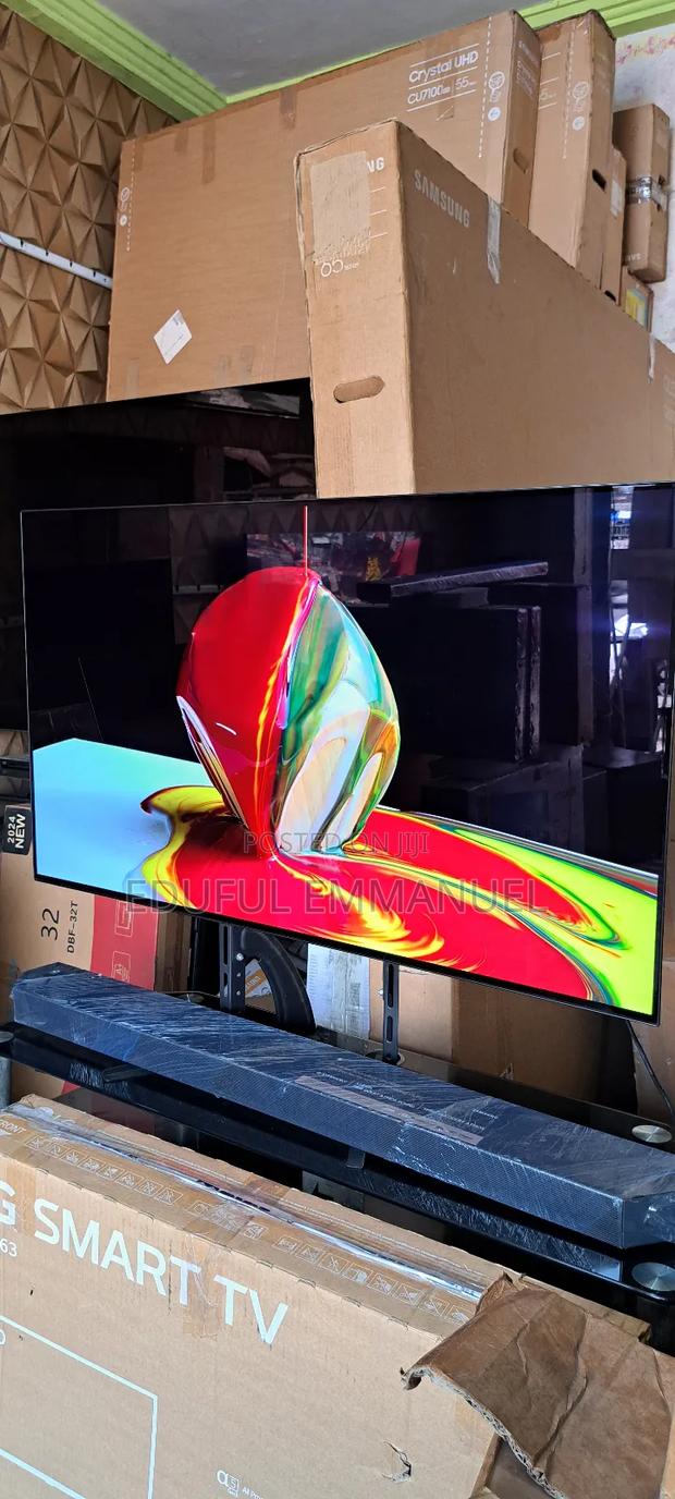 Lg 48" Oled C1 Uhd Smart Apple Airplay Netflix Youtube Bluetooth · Photo 2