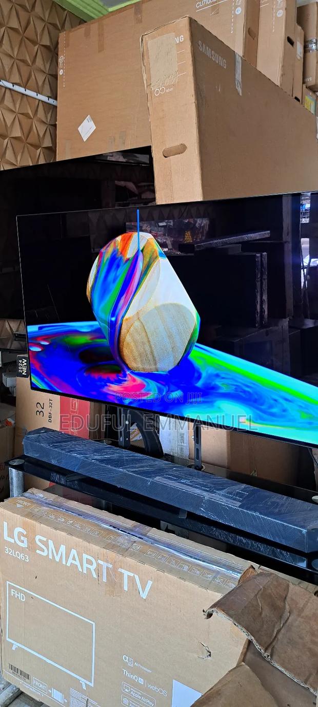 Lg 48" Oled C1 Uhd Smart Apple Airplay Netflix Youtube Bluetooth · Photo 3