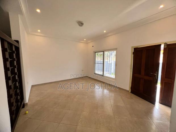 4bdrm House in Manet Court Estate for rent · Photo 4
