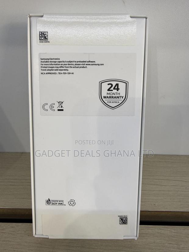 New Samsung Galaxy A17 256 GB Blue · Photo 2