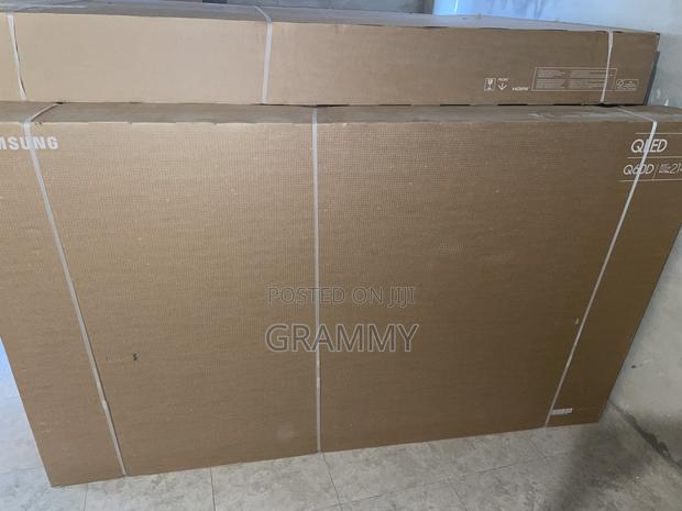 Samsung Qled 85 Inches · Photo 1