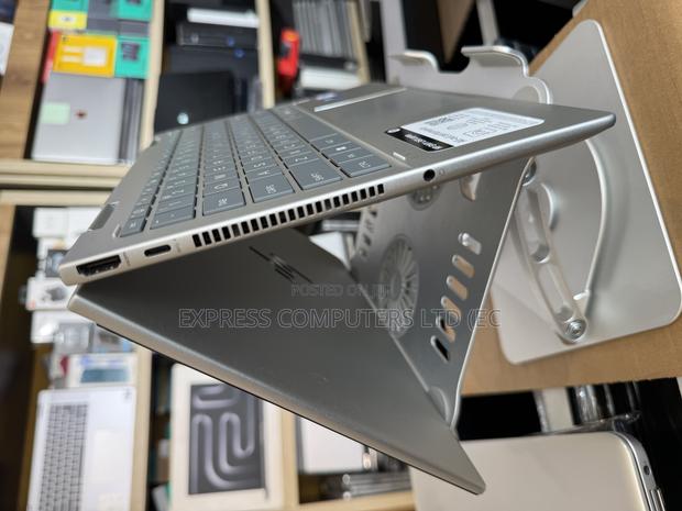 Laptop HP Envy 14 8GB Intel Core 5 SSD 512GB · Photo 4