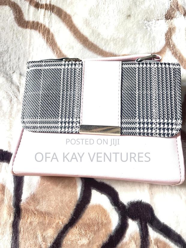Women's Outting Bag · Photo 2