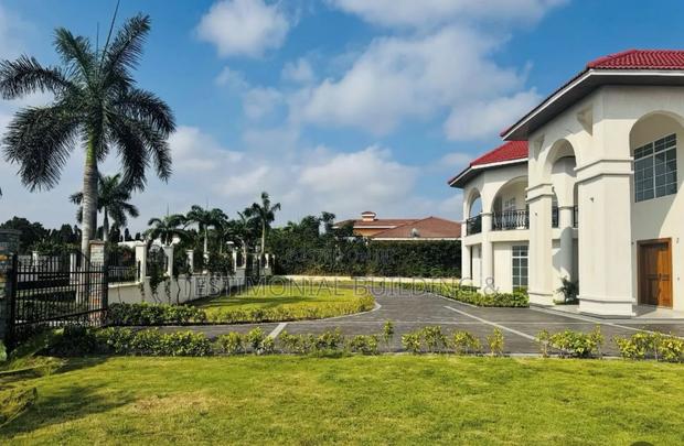 5bdrm Mansion in Testimonial Building, East Legon for rent · Photo 2
