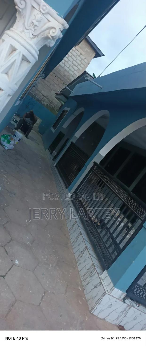 1bdrm House in Mamprobi Camara, Dansoman for rent · Photo 2