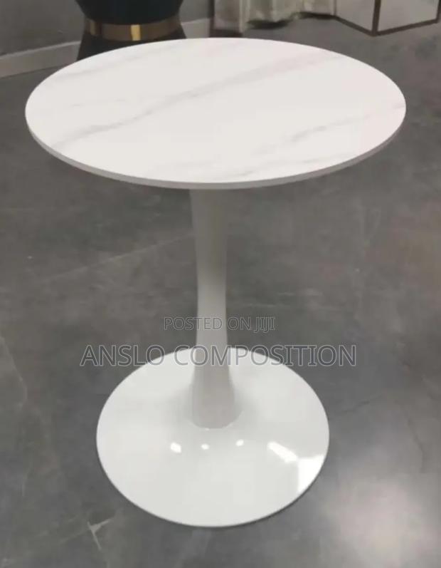 Minimalistic Dinning Table · Photo 2