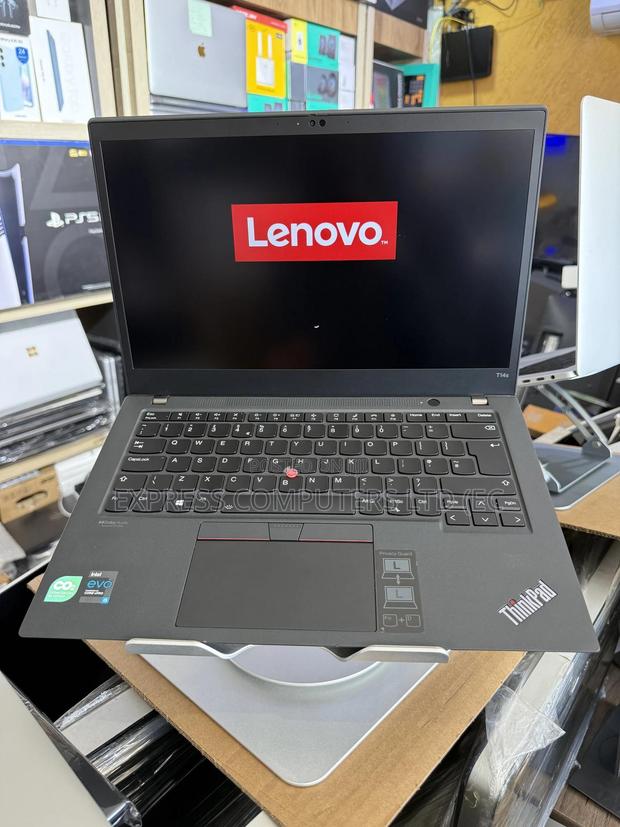 Laptop Lenovo Thinkpad T14s Gen 2 16GB Intel Core I5 SSD 256GB · Photo 4