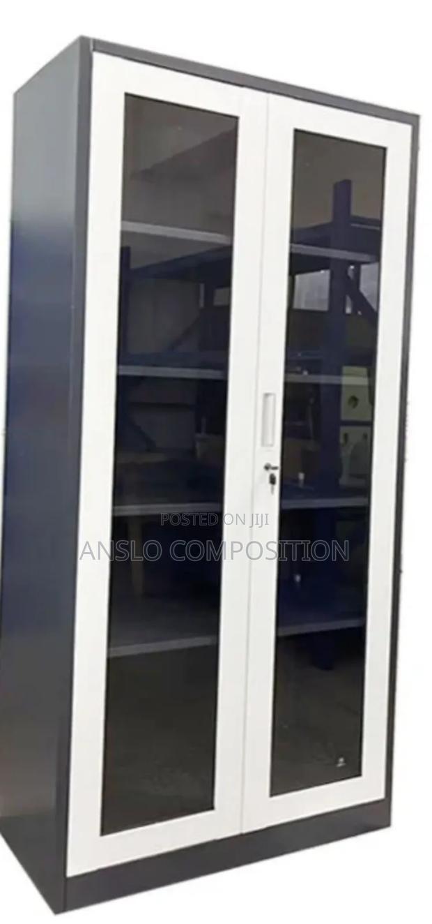 Directors Full=Glass Cabinet · Photo 2