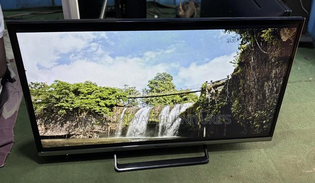 Panasonic 32 Inches Smart,Netflix,Youtube Tv ( Cash on Delivery) · Photo 1