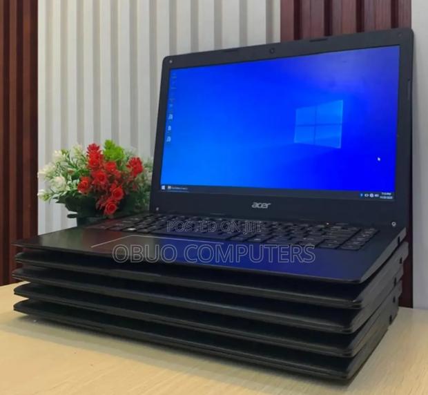 Laptop Acer 4GB Intel SSD 128GB · Photo 1