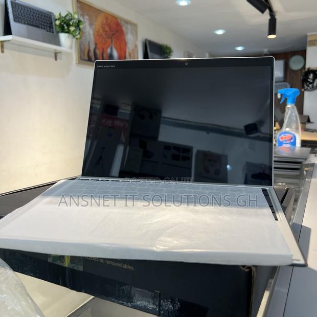 New Laptop HP Elite X2 1013 G4 8GB Intel Core I5 SSD 256GB · Photo 2