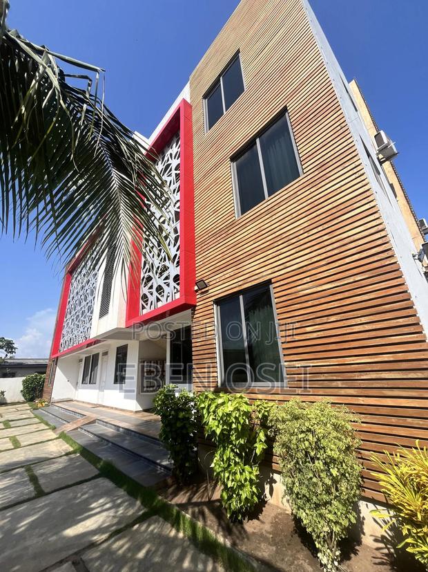 2bdrm Apartment in Dansoman for rent · Photo 5
