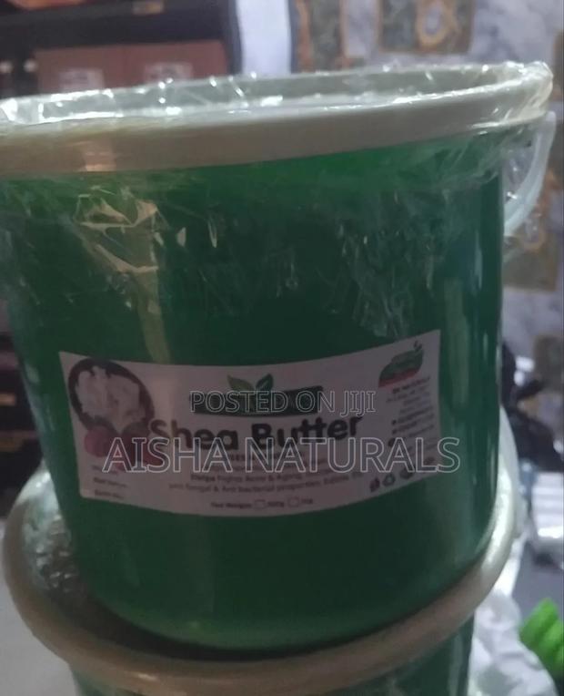 Pure Shea Butter Bucket · Photo 1