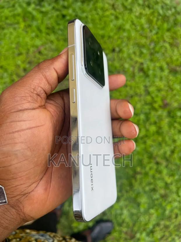 Xiaomi 14 256 GB White · Photo 4