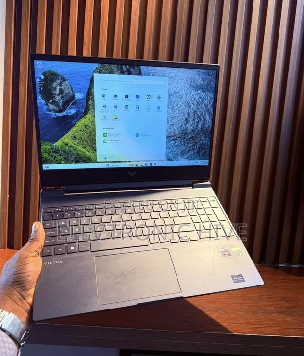 Laptop HP Victus 15 16GB Intel Core I5 SSD 512GB · Photo 3