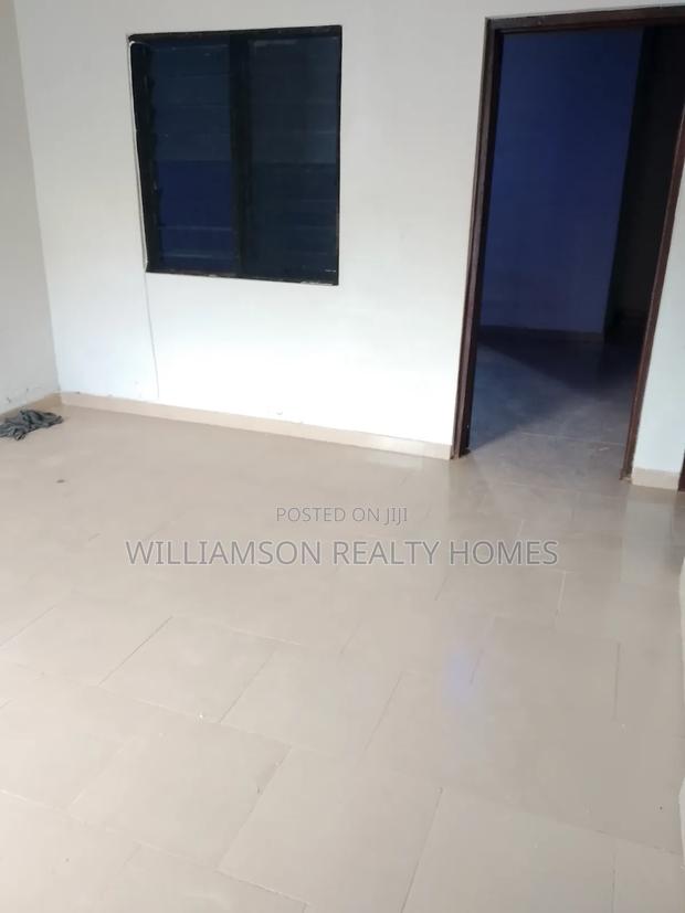 2bdrm Apartment in Hfc Estate Area, Spintex for rent · Photo 4