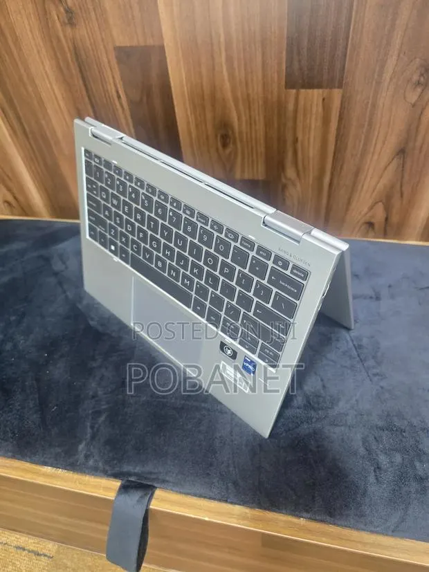 New Laptop HP EliteBook 830 G9 16GB Intel Core i5 SSHD (Hybrid) 256GB · Photo 1