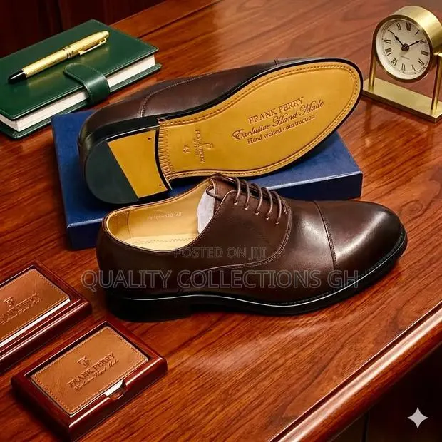 Frank Perry Dark Brown · Photo 1