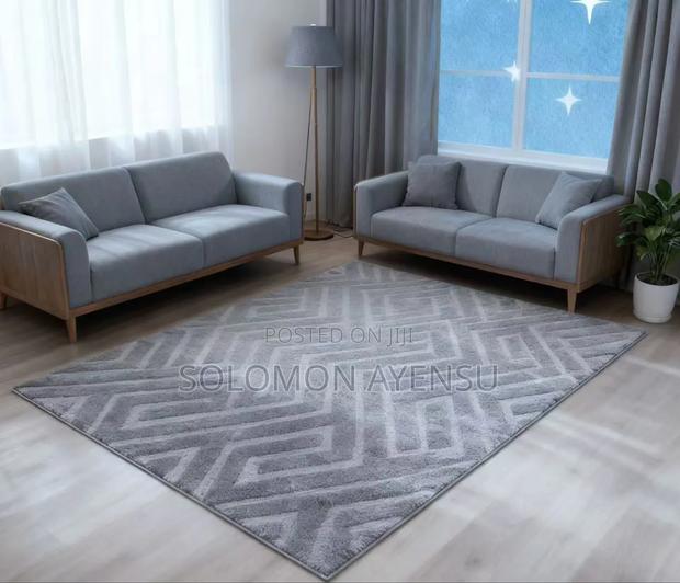 Original Shu Velveteen Carpet Available In Different Colours. · Photo 3