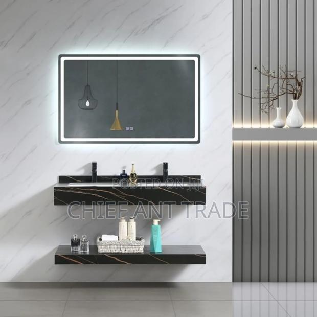 Black Marble Hand Wash Basin · Photo 2