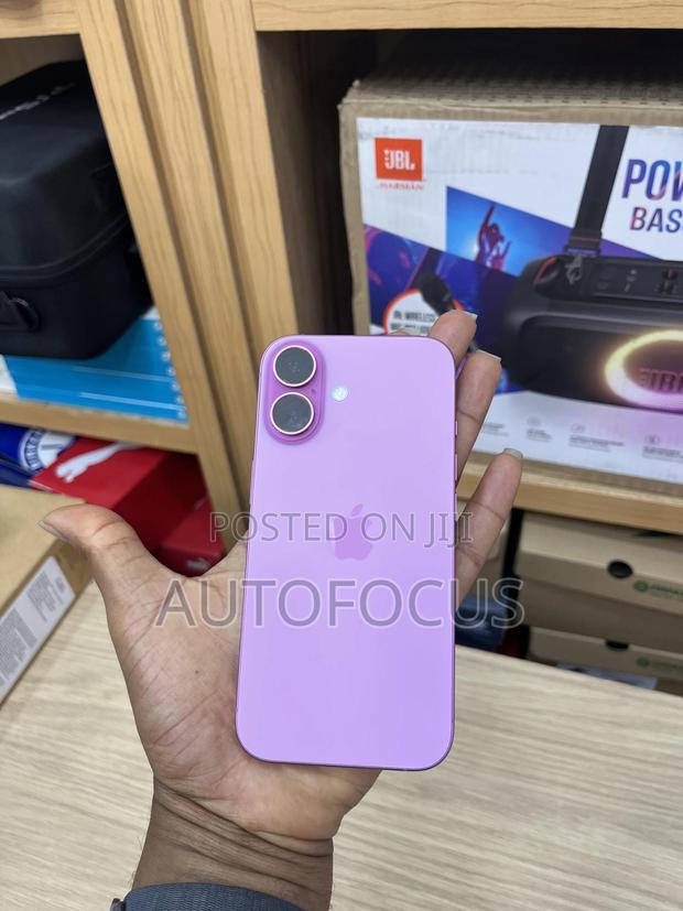 Apple iPhone 16 128 GB Pink · Photo 3
