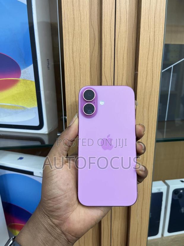 Apple iPhone 16 128 GB Pink · Photo 1
