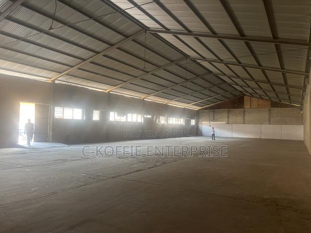 5000 SQM Warehouse Plus Offices at Tema for Rent · Photo 2