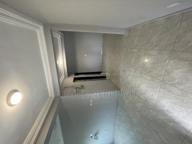 Furnished 3bdrm Apartment in Mr Justice Estate, West Hills Mall Area · Photo 6