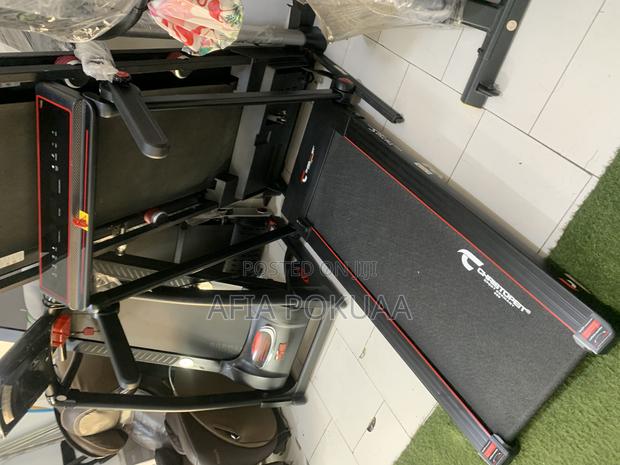 Christopeit Treadmill · Photo 1