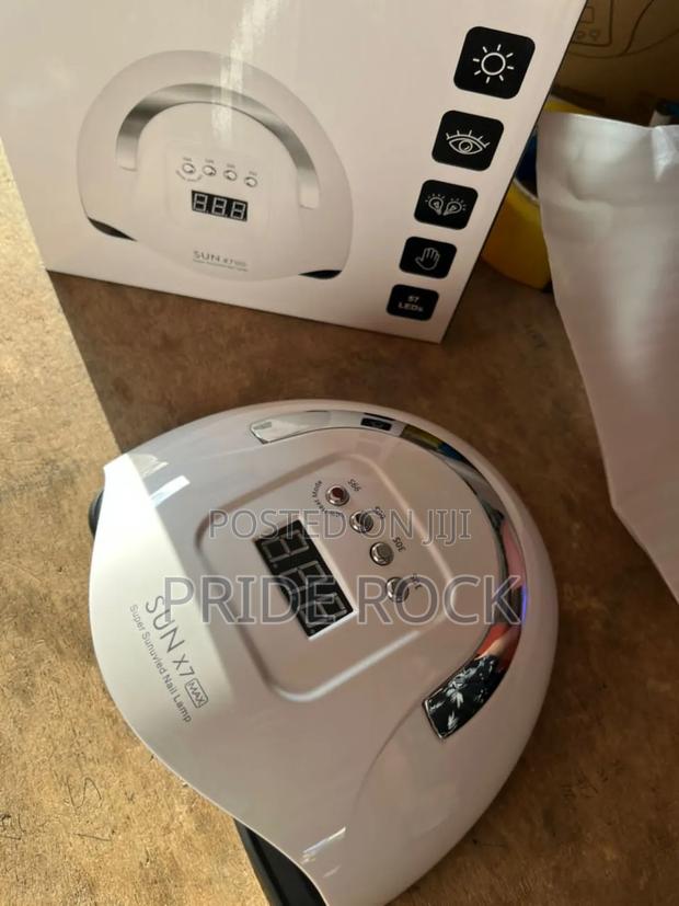 Led Nail Dryer With Charger · Photo 1