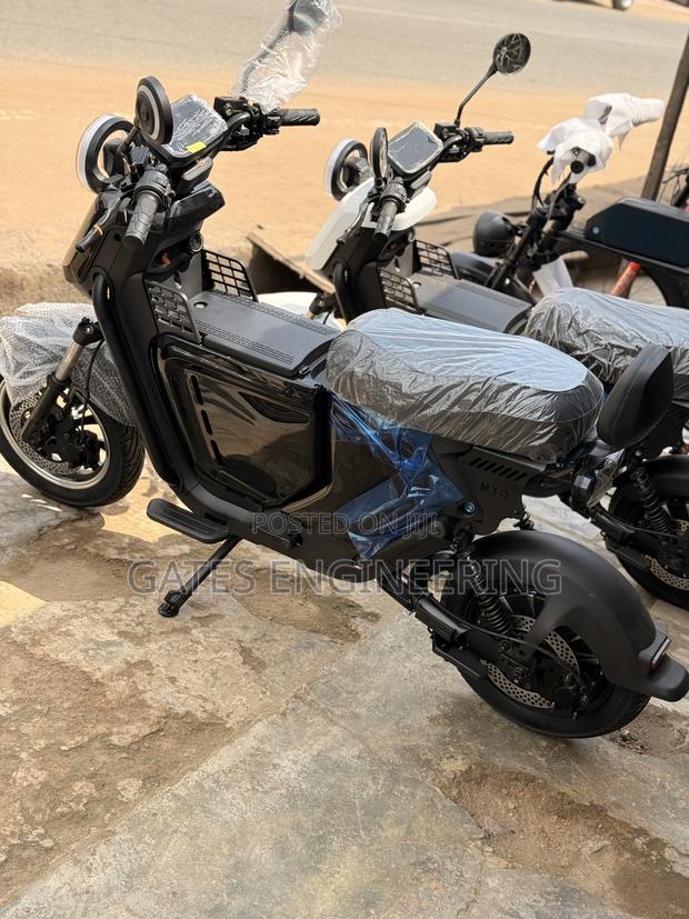 New Motorcycle 2025 Black · Photo 3