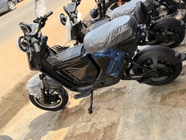 New Motorcycle 2025 Black · Photo 2