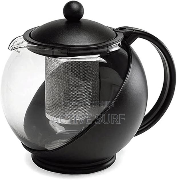 Half-moon Tea Pot With Herb Infuser – Where Style Meets Serenity · Photo 5