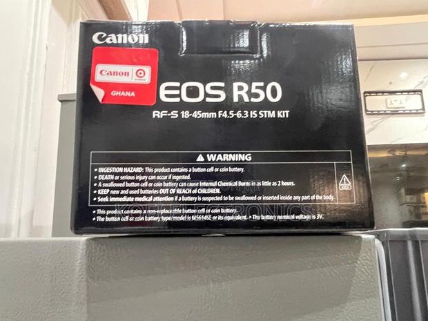 Canon Eos R50 Old-School Look Mirrorless for Travel Photography · Photo 1