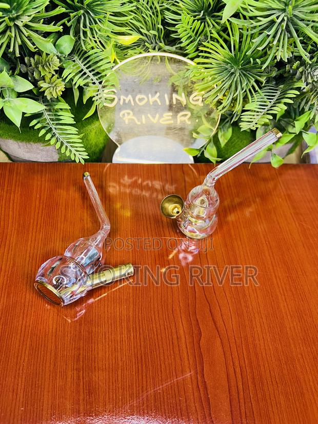 Water Smoking Pipe · Photo 1