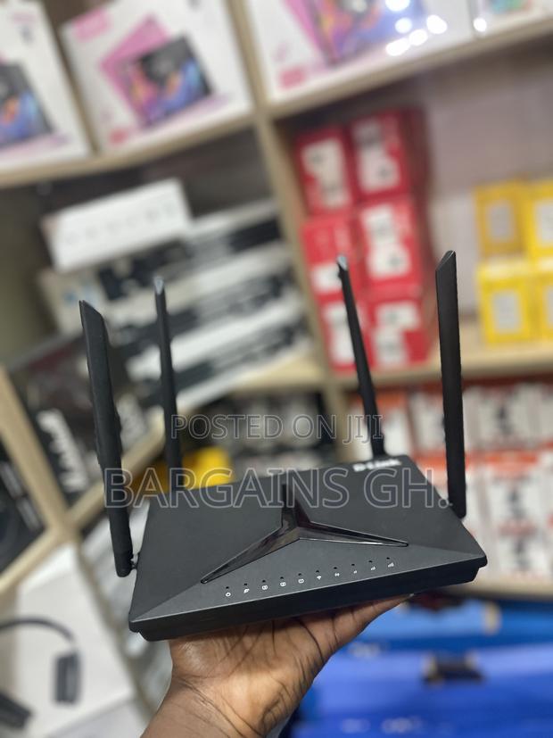 D-Link DWR-M920 Super Fast Universal 4g Router · Photo 3