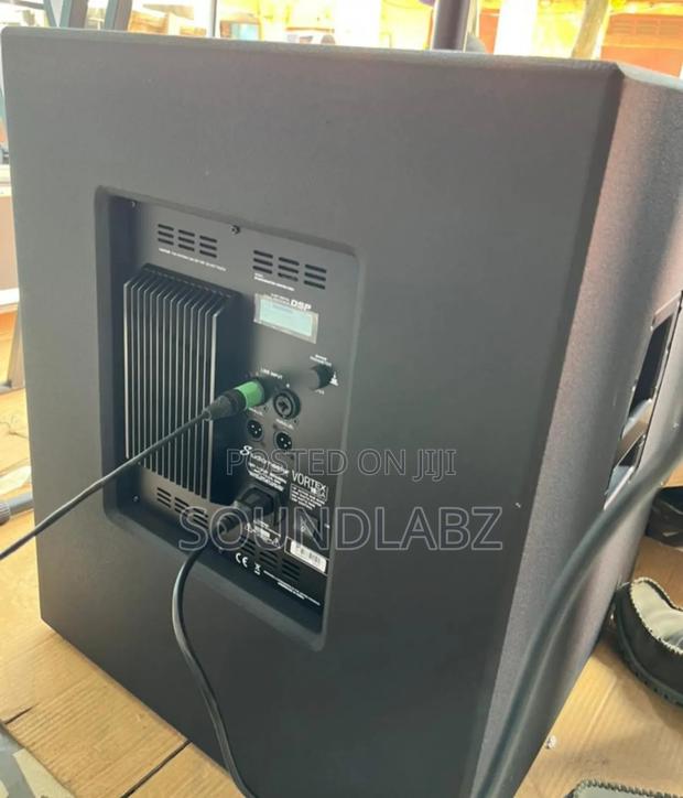 Studiomaster Vortex 18sa Powered Subwoofer/Speakers (Pair) · Photo 2