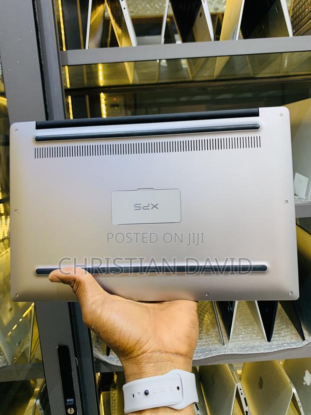 Laptop Dell XPS 13 (9360) 8GB Intel Core i5 SSD 256GB · Photo 5