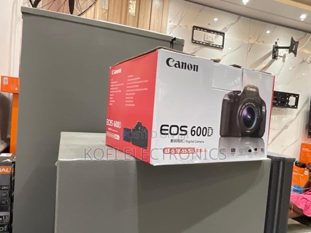 Retro Aesthetic Canon Eos 600d DSLR for Beginner Hobby Shooters · Photo 1