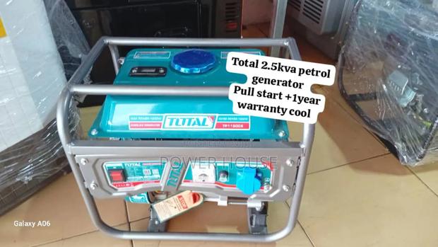 Clean Cut Total 2.5kva Petrol Generator Silent Total 2.5kva Generator · Photo 1