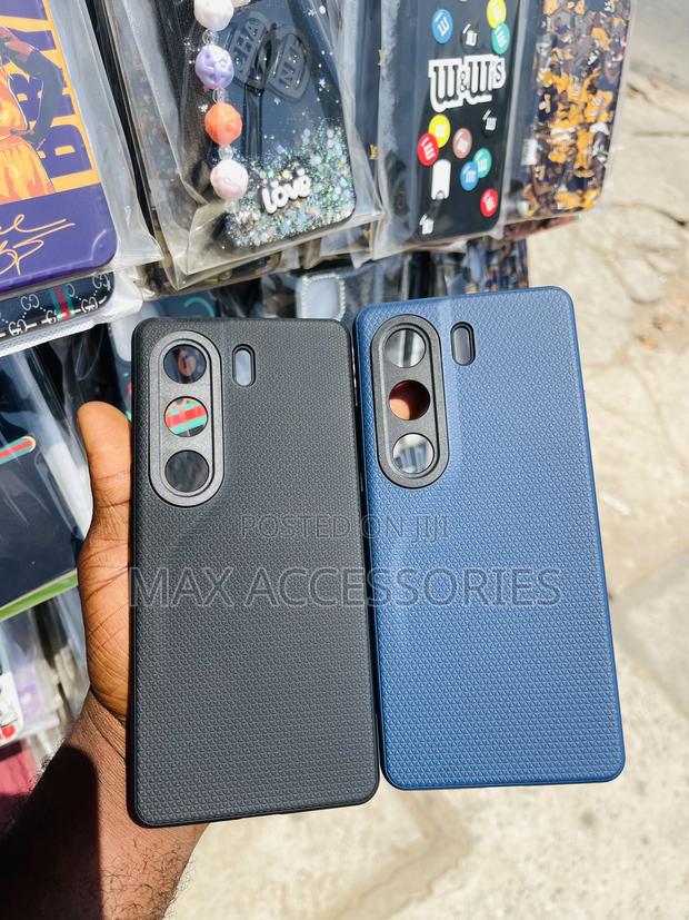 Tecno Camon 40 and Camon 40 Pro Cover · Photo 1