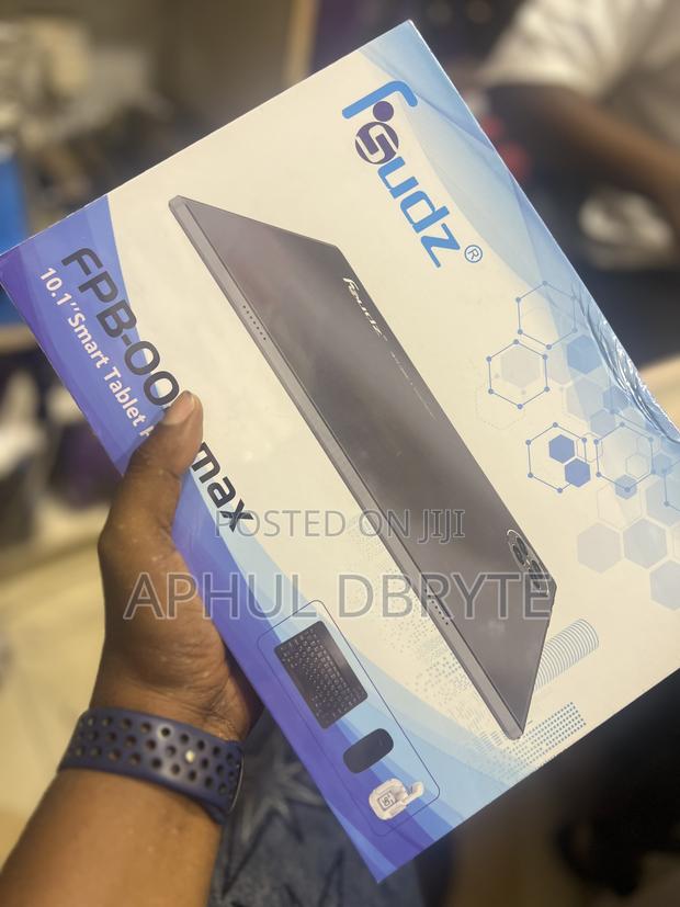 New Tablet 1 TB Black · Photo 1