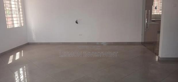 5bdrm House in Cantonments for sale · Photo 8