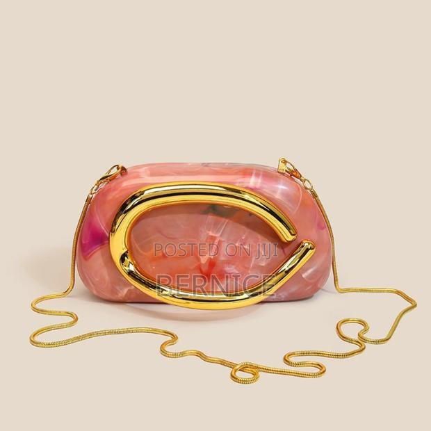 Elegant Designer Clutch Bag · Photo 7