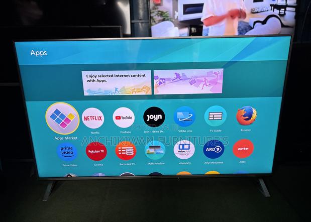 Panasonic 50 Inches Smart Tv With Stand · Photo 2