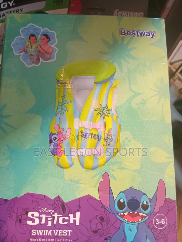 Intex Kids Swim Vest Float Life Vest Swimming Pool 3 - 7 Years · Photo 1