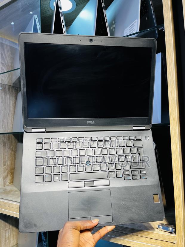 Laptop Dell Latitude E7470 8GB Intel Core I5 SSD 256GB · Photo 2