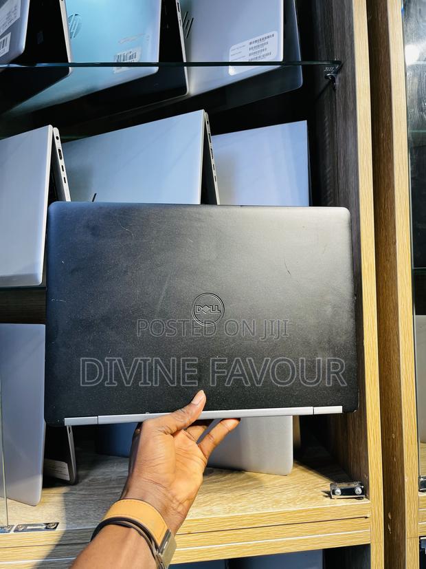 Laptop Dell Latitude E7470 8GB Intel Core I5 SSD 256GB · Photo 3